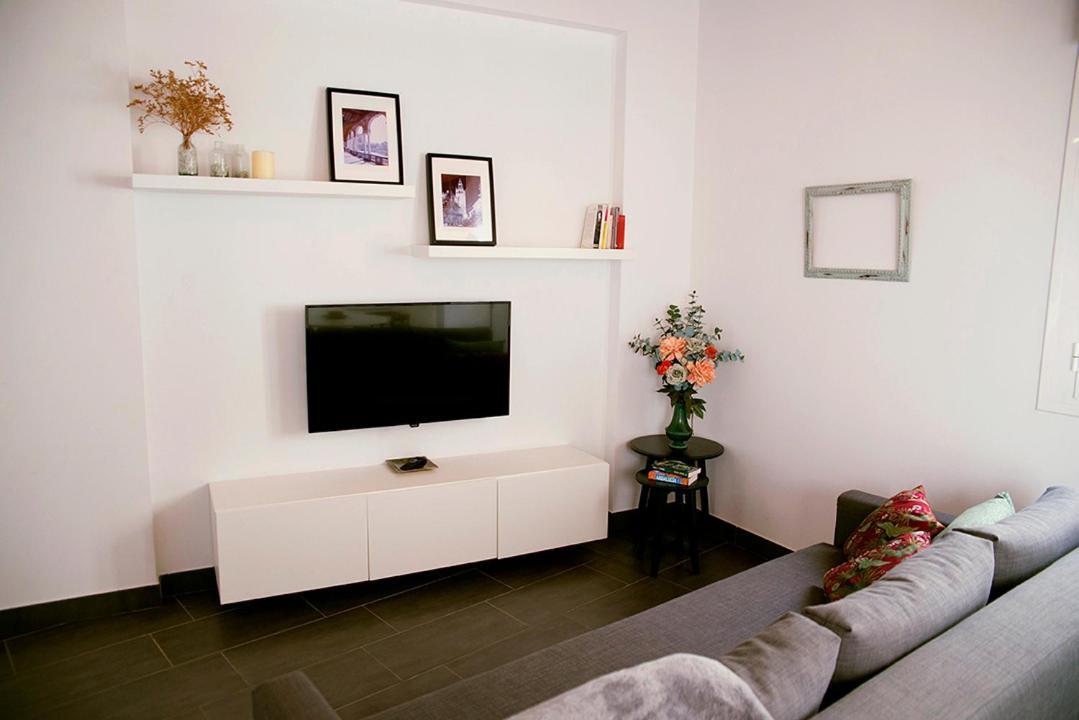 Tourist House Atico San Luis Apartamento Sevilla Exterior foto